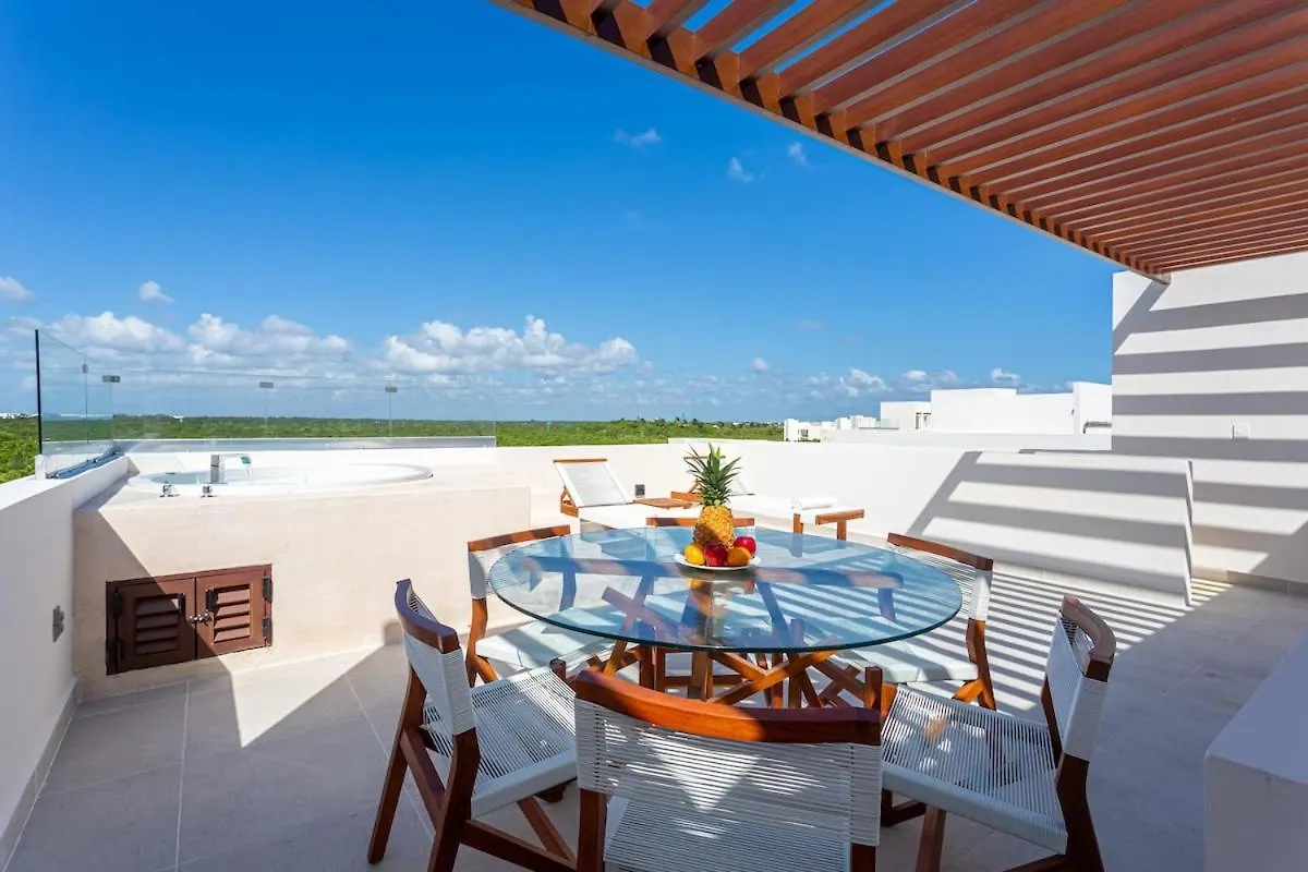 Luxurious Penthouse By The Beach Akumal