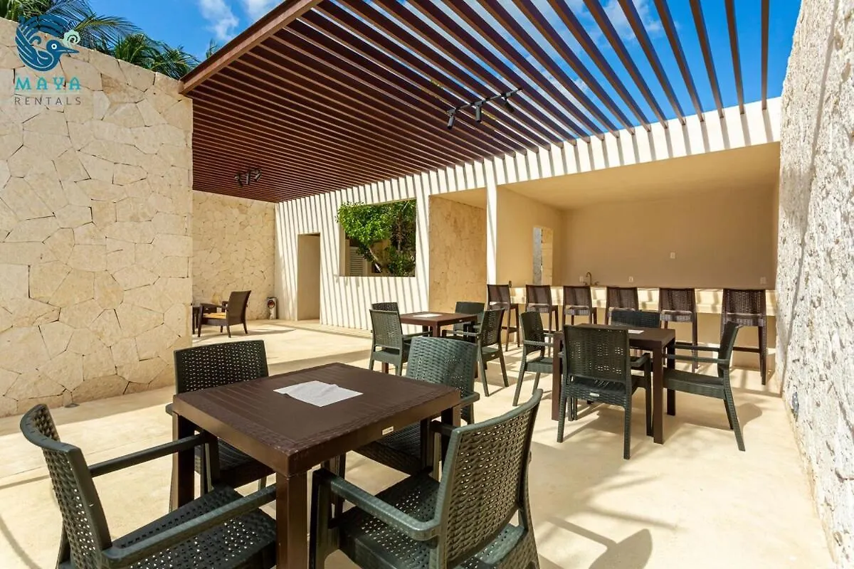 Luxurious Penthouse By The Beach Akumal 0*,